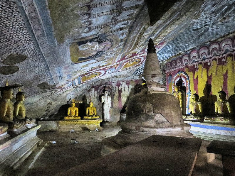 B (103) Dambulla Cave -4.JPG